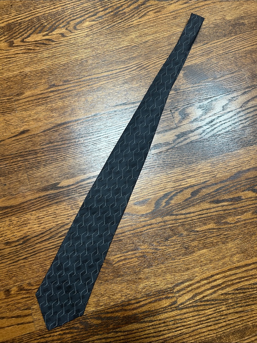 Classic Black Men's Tie - Versatile Professional Style